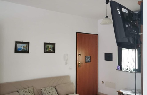 Bosa Historic Centre Apartment | Apartment 2 km from the sea, 200 meters from the historic center of bosa