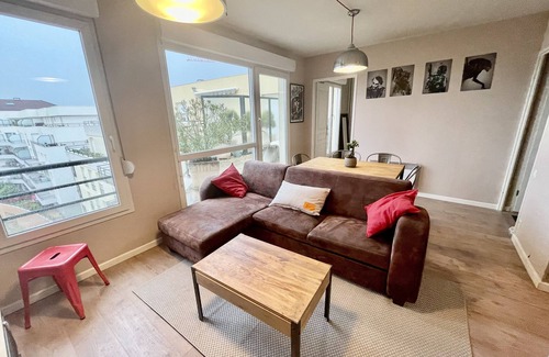 Maladiere Apartment | Apartment 2 people Toison d'Or district