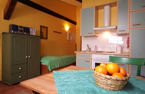 Behren-Luebchin Apartment | Apartment 2 - The Mouse - Vacation at Duckwitz Castle