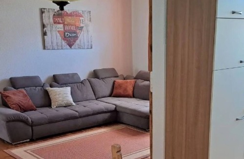 Schonberg Apartment | Apartment '2' with Shared Terrace and Wi-Fi