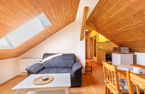 Heroldstatt Apartment | Apartment '2' with Wi-Fi