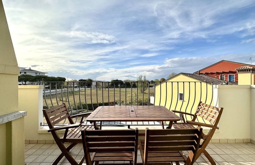 San Briccio Apartment | Apartment 200m vom Meer Entfernt mit Privatem Parkplatz und Swimmingpool