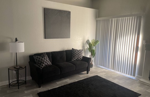 Las Vegas Apartment | Apartment 20 minutes from airport!