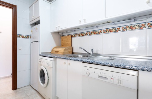 La Cala de Mijas Apartment | Apartment '234 Parque Playa La Cala' with Shared Pool, Wi-Fi and Air Conditioning