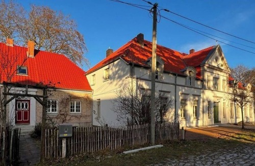 Ribnitz-Damgarten Apartment | Apartment 3 "A touch of Asia" in the Dechowshof manor house