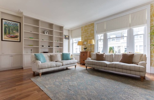 Royal Borough of Kensington and Chelsea Apartment | Apartment ∙ 3 bedrooms ∙ 5 guests