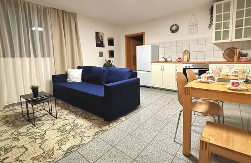 Oberperfuss Apartment | Apartment #3 - Cozy 2-room apartment (basement)