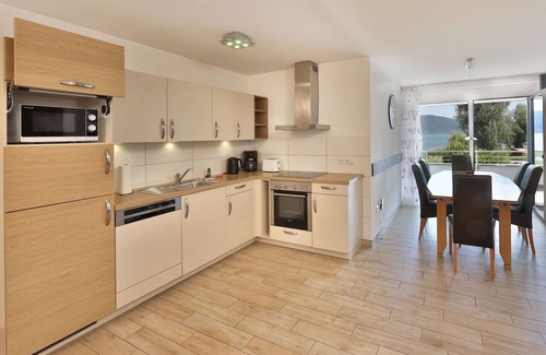Bodman-Ludwigshafen Apartment | Apartment '3 Frauenberg, 97qm' with Lake View, Shared Terrace and Wi-Fi