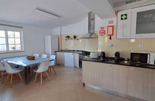 Pata de Cima Apartment | Apartment 3 Rooms Algarve, WIFI, AC, Tabel tennis, BBQ, pool