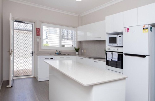 Old Bar Apartment | Apartment 30@The Meridian
