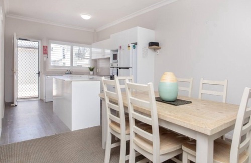 Old Bar Apartment | Apartment 30@The Meridian