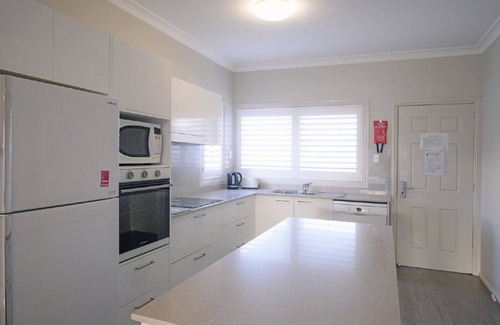 Old Bar Apartment | Apartment 31@ The Meridian
