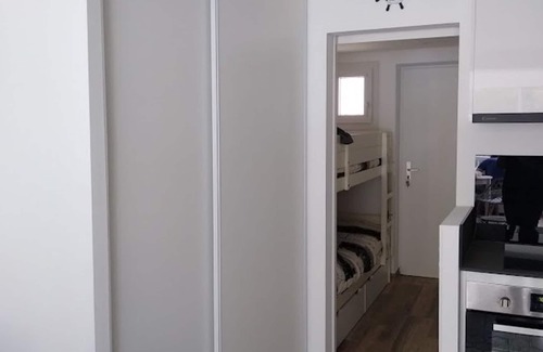 Martigues Apartment | Apartment 32 m² in CARRO 4 persons sea view 100 meters from the beach