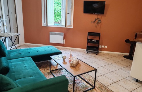 Toulouse South-East Apartment | Apartment 32m2 with balcony TOULOUSE RANGUEIL near university, hospital