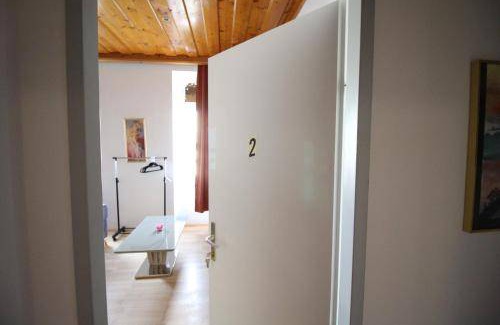 Grinzing Apartment | Apartment ∙ 4 bedrooms ∙ 13 guests