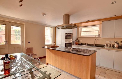 Broadstairs Apartment | Apartment ∙ 4 bedrooms ∙ 8 guests