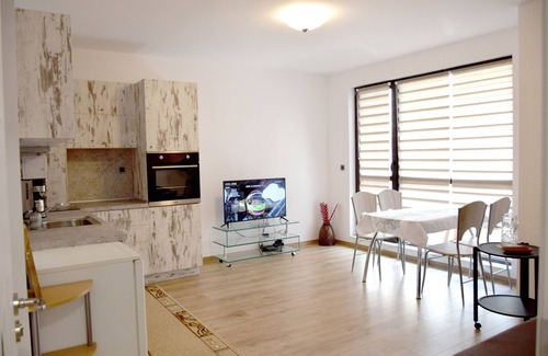Burgas Center Apartment | Apartment 4 City Sights and Beach