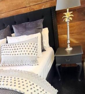 Blenheim Apartment | Apartment 4 - Haddin Court - Chic NY Loft Style