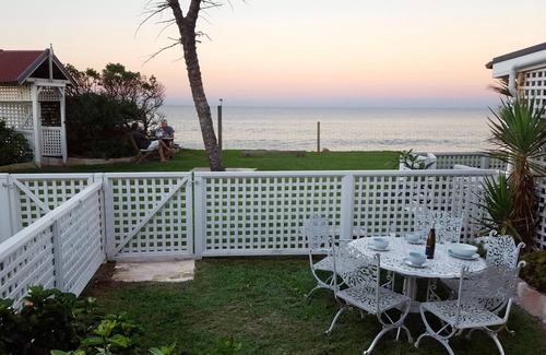 Narrabeen Apartment | Apartment 4 - The Coachhouse