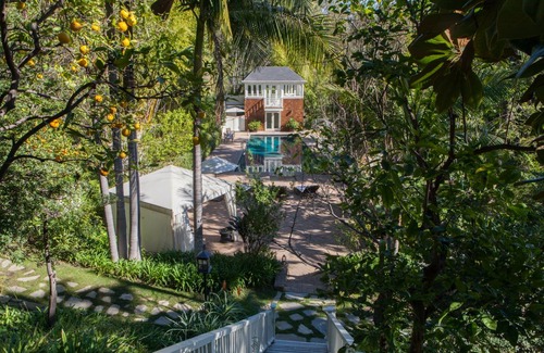 Hollywood Hills West Apartment | Apartment ∙ 4 bedrooms ∙ 8 guests