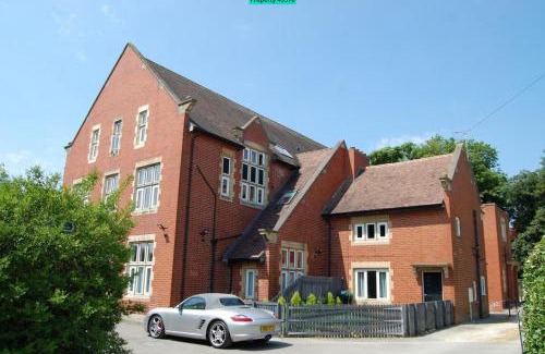 Worksop Apartment | Apartment 4, Welbeck House, Old Green Close, Whitwell, S80 4GL