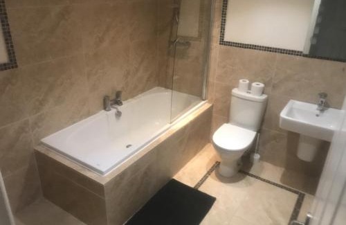 Worksop Apartment | Apartment 4, Welbeck House, Old Green Close, Whitwell, S80 4GL