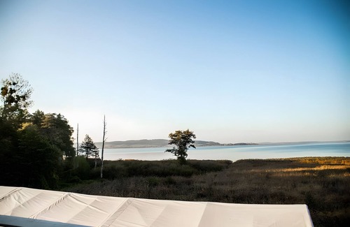 Kummerow Apartment | Apartment '4' with Lake View, Shared Terrace and Wi-Fi