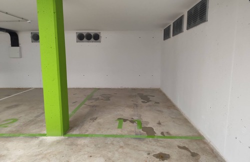 Ares Apartment | Apartment 400 meters from the beach in Ares. Garage included.