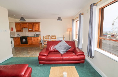 Bundoran Cottage | APARTMENT 42, family friendly in Bundoran, County Donegal