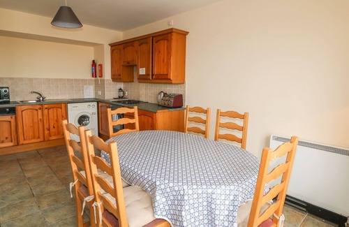 Bundoran Cottage | APARTMENT 42, family friendly in Bundoran, County Donegal