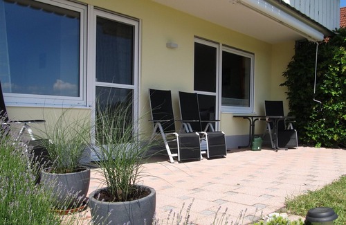 Wasserburg Apartment | Apartment '5, 57qm' with Lake View, Private Terrace and Wi-Fi