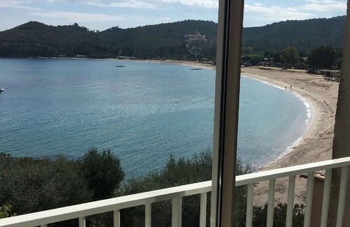 Favone Apartment | Apartment 5 people 2nd floor, superb sea view, direct access to the beach