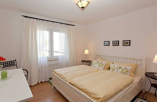 Samtens Apartment | Apartment 5 right - Rügen-Fewo 280/2