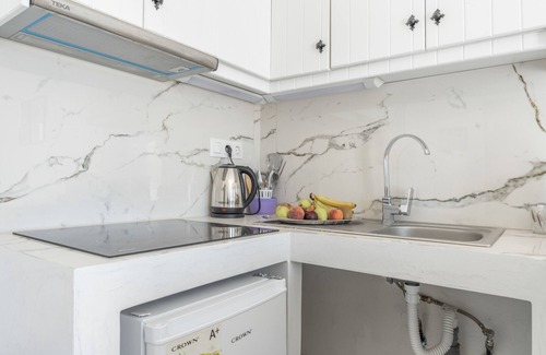 Ios Apartment | Apartment '5 Studio' with Sea View, Wi-Fi and Air Conditioning