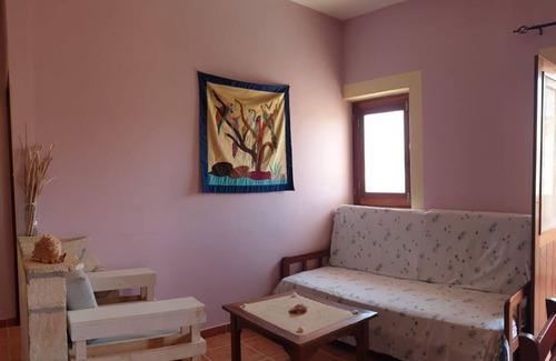 Maio Apartment | Apartment 5 Wisteria