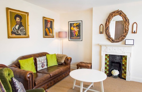 Norwich Cottage | Apartment 5 | York Terrace - Walking Distance to Norwich City Centre!