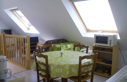 Batz-sur-Mer Apartment | APARTMENT 62 m2 with garden, 300m FROM LA GOVELLE BEACH AND COASTAL PATHWAY