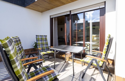 Finnentrop Apartment | Apartment '65 Qm Ferienwohnung Im Sauerland' with Private Terrace and Wi-Fi