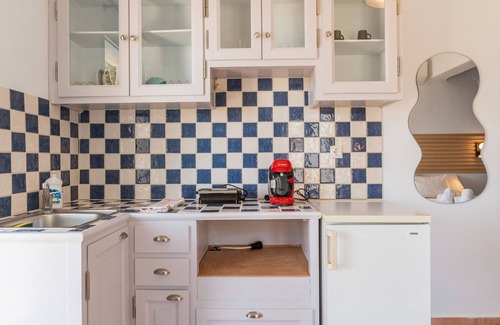 Agios Ioannis Apartment | Apartment '7' with sea view, Wi-Fi and air conditioning