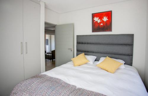 George Apartment | Apartment 70 - 1 On York