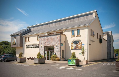 Letterfrack Cottage | Apartment 702 Letterfrack - sleeps 4 guests in 3 bedrooms