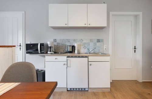 Sankt Michaelisdonn Apartment | Apartment 'Am Kleve' with Private Terrace and Wi-Fi