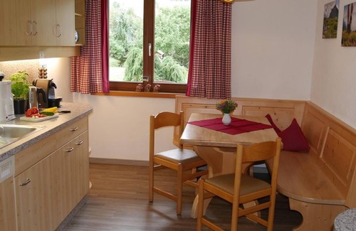 Lans Apartment | Apartment A f. 4 persons, 2 bedrooms - Apartments Haus Olympia