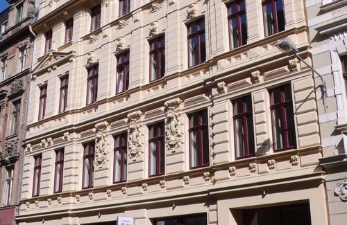 Goerlitz Apartment | Apartment A-M APARTMENT HOUSE 50M TO THE WALKING ZONE 20 PARKING SPACES IN HOF FREE OF CHARGE