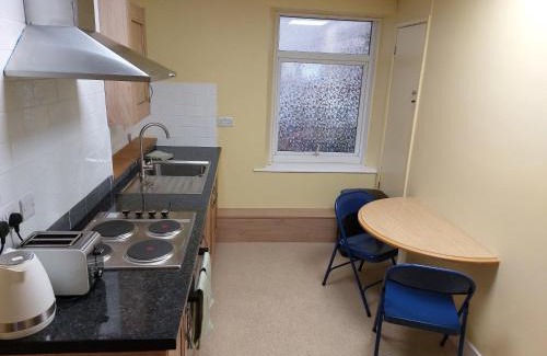 Consett Apartment | Apartment above Sweetharts bakery and coffeeshop in Blackhill, Durham