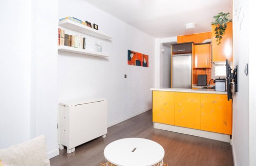 Rochelambert Apartment | Apartment 'Acogedor Piso Con Balcón' with Balcony, Wi-Fi and Air Conditioning