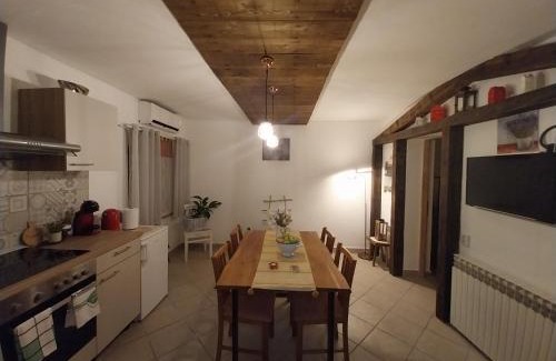 Municipality of Gracac Apartment | Apartment Ada bed & breakfast