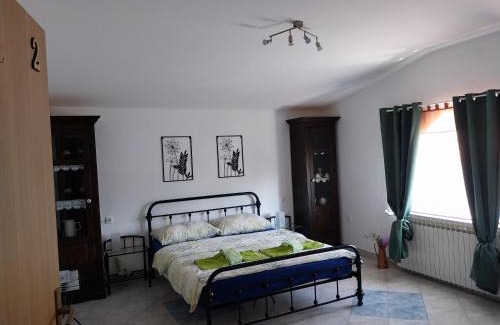 Municipality of Gracac Apartment | Apartment Ada bed & breakfast