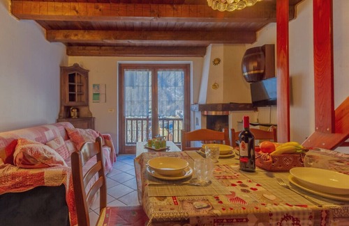 La Thuile Apartment | Apartment Adèle- Wifi - Garage and beautiful view.