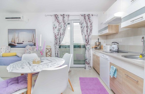 Nin Apartment | Apartment Aenona near Queen´s beach, Nin